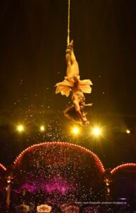 Duo Turkeev - Strapaten - "ARTistART" Circus Roncalli Premiere 24.10.2025 (©Foto: Ingrid Grossmann)