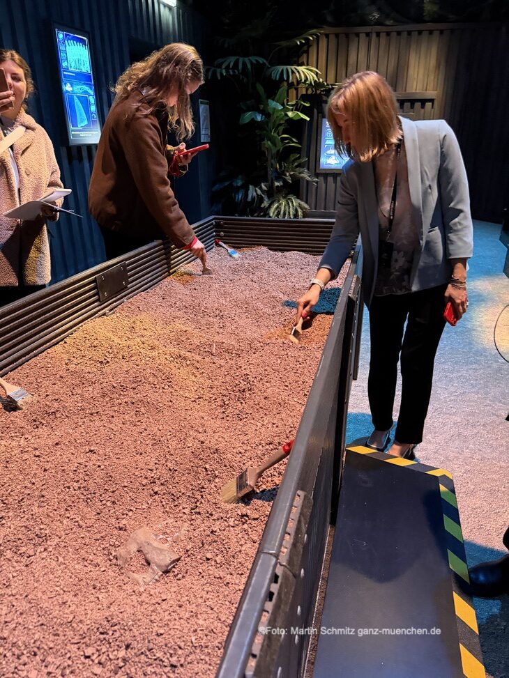 Jurassic Park - The Exhibition in der Kleinen Olympiahalle (©Foto: Martin Schmitz)