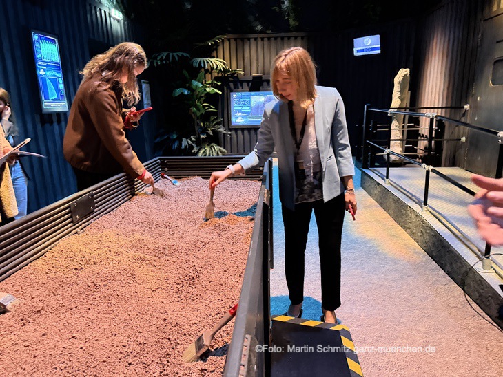 Jurassic Park - The Exhibition in der Kleinen Olympiahalle (©Foto: Martin Schmitz)