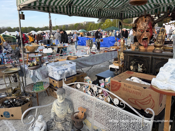 BRK Riesenflohmarkt 2026 (@Foto: Martin Schmitz)