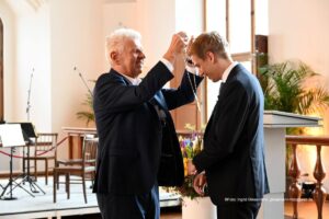 Vorgänger Dieter Reiter und der neue Oberbürgermeister Dominik Kraus (Foto: Ingrid Grossmann)