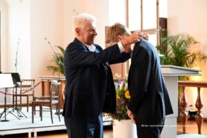 Vorgänger Dieter Reiter und der neue Oberbürgermeister Dominik Kraus (Foto: Ingrid Grossmann)
