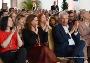 Noch-Oberbürgermeister Dieter Reiter neben der 3. BürgermeisterinVerena Dietl bei derAmtsübergabe im Alten Rathaus (Foto: Ingrid Grossmann)