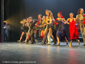 Schlussapplaus der Premiere von Dorian Gray (©Foto: Martin Schmitz)