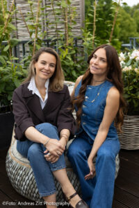 Erfolgs-Duo Tini Schramm und Gloria Epstein brachte mit „Table Desires“ die Kunst des Tischdeckens ins Ingolstadt Village ©Foto: Andreas Zitt Photography