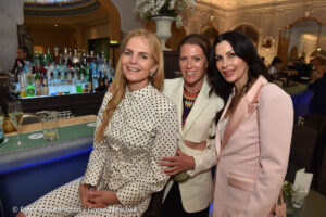 Carolin Copeland, Nele Kiper, Jeannette Graf / Ingolstadt Village lud zum Screening „Der Teufel trägt Prada 2“ in die Falks’s Bar im Hotel Bayerischer Hof in München am 21.05.2026 / Foto: BrauerPhotos / G.Nitschke