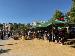 Lohhofer Beach auf dem 73. Lohhofer Volksfest 2026 vom 22.05.-31.05.2026 (©Foto: Martin Schmitz)