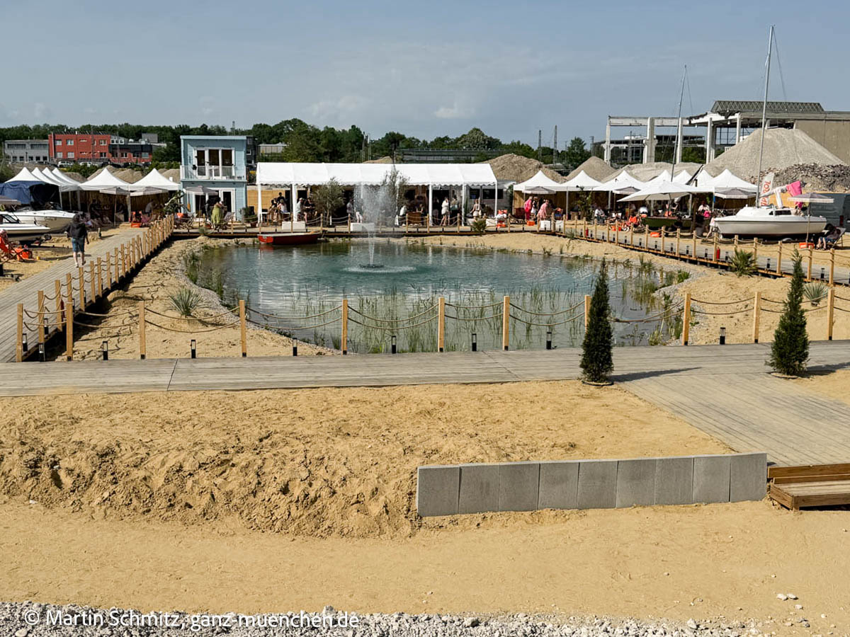 Schwabing bekommt seinen ersten Hafen: Die Marina Monaco hat eröffnet (@Foto:Martin Schmitz) Schwabing bekommt seinen ersten Hafen: Die Marina Monaco hat eröffnet (@Foto:Martin Schmitz)