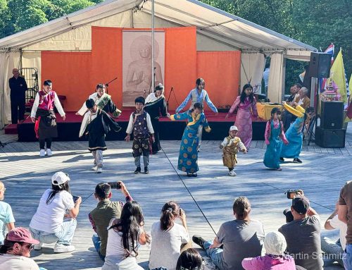 Vesakh-Fest im Westpark: Buddhas Geburtstag mitten in München am 16.05.2026