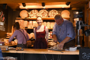 Brotmarkt in der Neuhauser Straße (©Foto:Ingrid Grossmann)