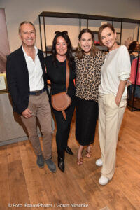 Christof Fuchs, Michaela Aschberger, Annette Weber, Judith Dommermuth (Juvia) JUVIA Event mit Talk, Monica Ivancan und Judith Dommermuth im Ingolstadt Village am 17.06.2026 Foto: BrauerPhotos / G.Nitschke