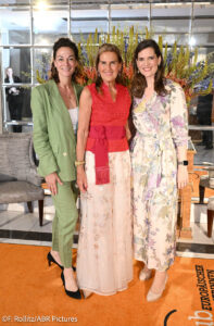 Gräfin Charlotte von Oeynhausen, Siggi Spiegelburg, Janna-Lena Baierle / Verleihung 4. „CeU loves Kunst“-Award / Club europäischer Unternehmerinnen verleiht Preis an Künstlerinnen / Hotel Mandarin Oriental / München / 8. Juni 2026 / Foto: Frank Rollitz / ABR-Pictures