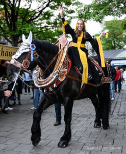 Sina Hochreiter ist das neue Muenchner Kindl 2026