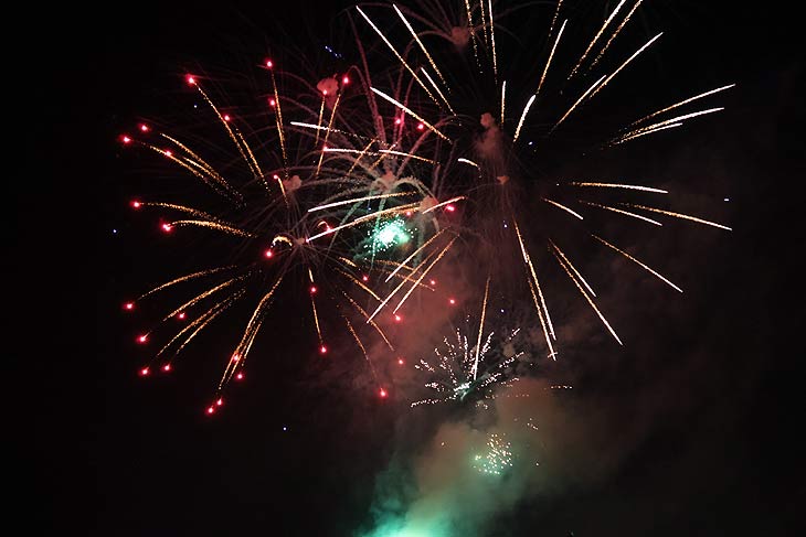 Feuerwerk über dem Olympiasee am 12.08.2026 (©Foto: Martin Schmitz)