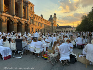 Diner en Blanc im Münchner Hofgarten am 02.07.2026 (©Foto: Martin Schmitz)