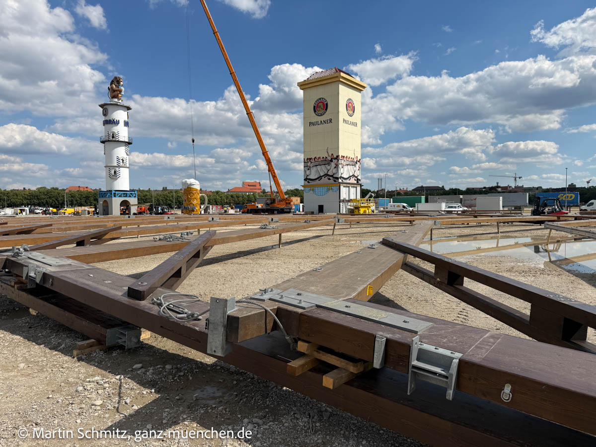 Schützen Festhalle - Aufbau Oktoberfest 2026 auf der Theresienwiese, Tag 4 (02.07.2026, Donnerstag (©Foto: Martin Schmitz)
