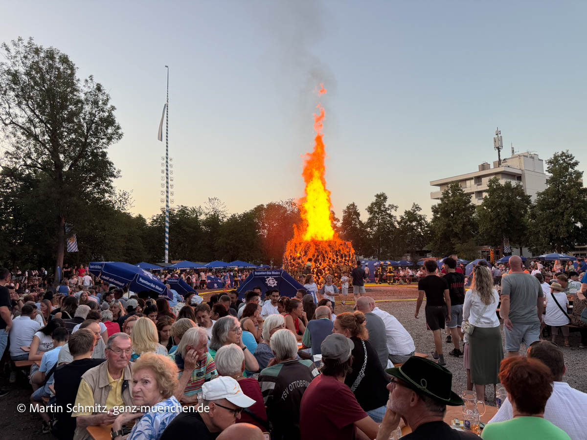 Sommerfeuer Ottobrunn 2026 am 11.07.2026 (©Foto:Martin Schmitz)