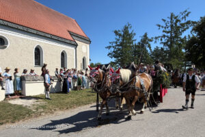 leonhardi Fahrt 2026 in Höhenkirchen-Siegertsbrunn (©Foto: Martin Schmitz)