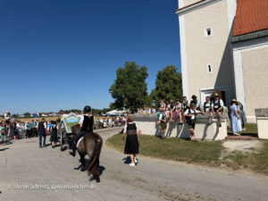 leonhardi Fahrt 2026 in Höhenkirchen-Siegertsbrunn (©Foto: Martin Schmitz)