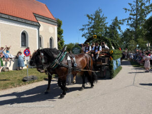 leonhardi Fahrt 2026 in Höhenkirchen-Siegertsbrunn (©Foto: Martin Schmitz)