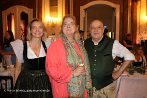 Oktoberfest-Kollektionspräsentation 2026 Trachten Angermaier im Silbersaal (©Foto:Martin Schmitz)