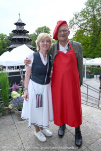 Kocherlball 2026 am Chinesischen Turm (©Foto: Ingrid Grossmann)