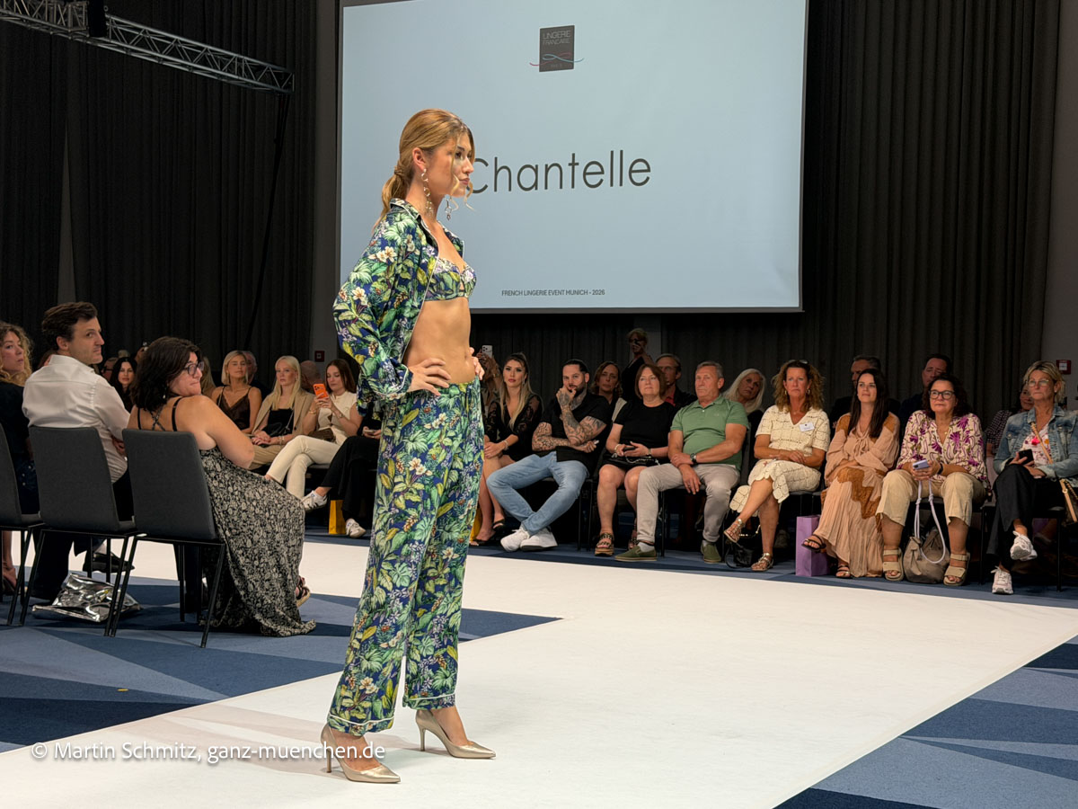 Nicht nur Dessous, auch Bademode wurde gezeigt beim French Lingerie Event in München im ANDAZ, Munich (©Foto: Martin Schmitz)