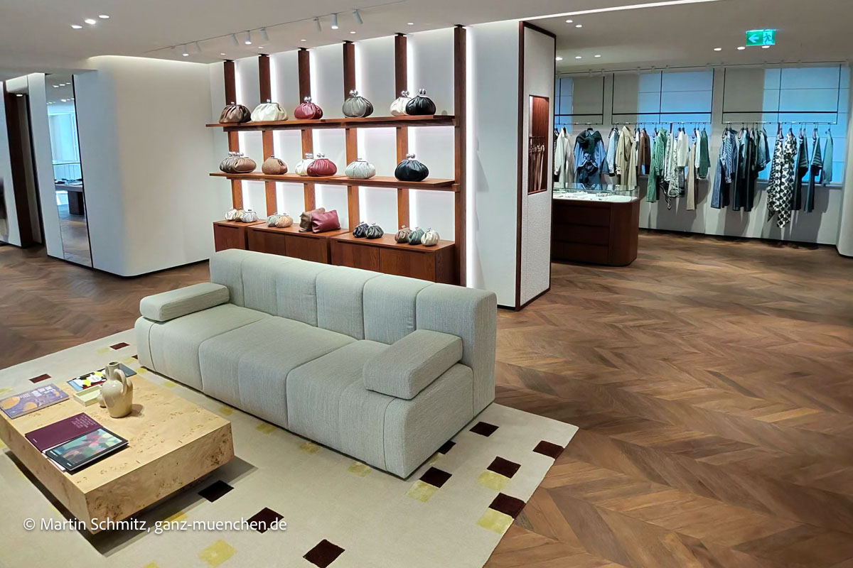 Max Mara eröffnete Flagshipstore in der Theatinerstraße (©Foto: Martin Schmitz)