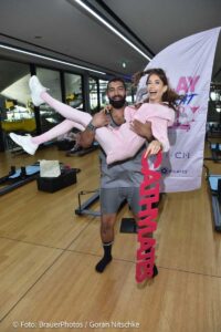 Cathy Hummels, Faisal Kawusi beim Event Cathylates Reformer Pilates - Cathy Hummels präsentiert ihre neue Lifestyle Marke im Restaurant Coubertin im Olympiapark in München am 22.08.2026 / Foto: BrauerPhotos / G. Nitschke