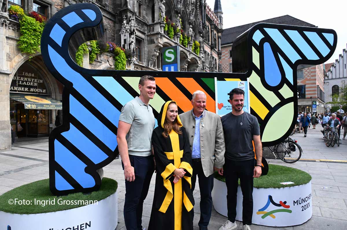 München ist bereit für Olympia: Bündnis PRO Olympia am Marienplatz (©Foto: Ingrid Grossmann)