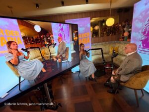 Angermaier, Strenesse und Living Hotels: Wiesn-Warm-up am Viktualienmarkt (©Foto: Martin Schmitz)