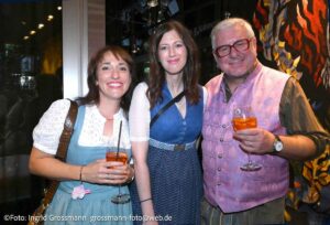 Angermaier, Strenesse und Living Hotels: Wiesn-Warm-up am Viktualienmarkt (©Foto: Ingrid Grossmann)