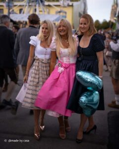 Sonja Kiefer, Ayse Auth, Katharina Lukas: Schatzi-Designerin Katharina Lukas lud zum Entenessen auf die Theresienwiese ein Credit: @made by casa