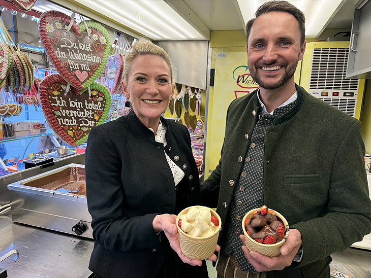 Wiener Eispalast auf dem Oktoberfest 2026 (©Foto: Martin Schmitz)
