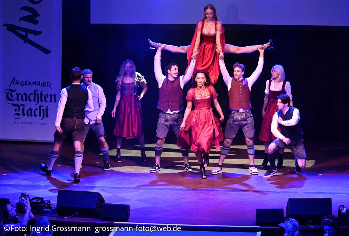 getanzte Modenschau: Angermaier Trachtennacht am 08.09.2026 (©Foto: IngridGrossmann)