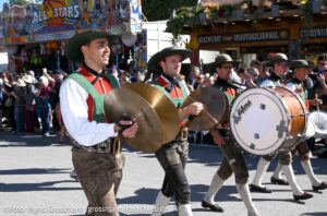 Einzug der Wiesnwirte am 19.09.2026 (©Foto: Ingrid Grossmann)