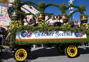 Hacker-FestzeltEinzug der Wiesnwirte am 19.09.2026 (©Foto: Ingrid Grossmann)
