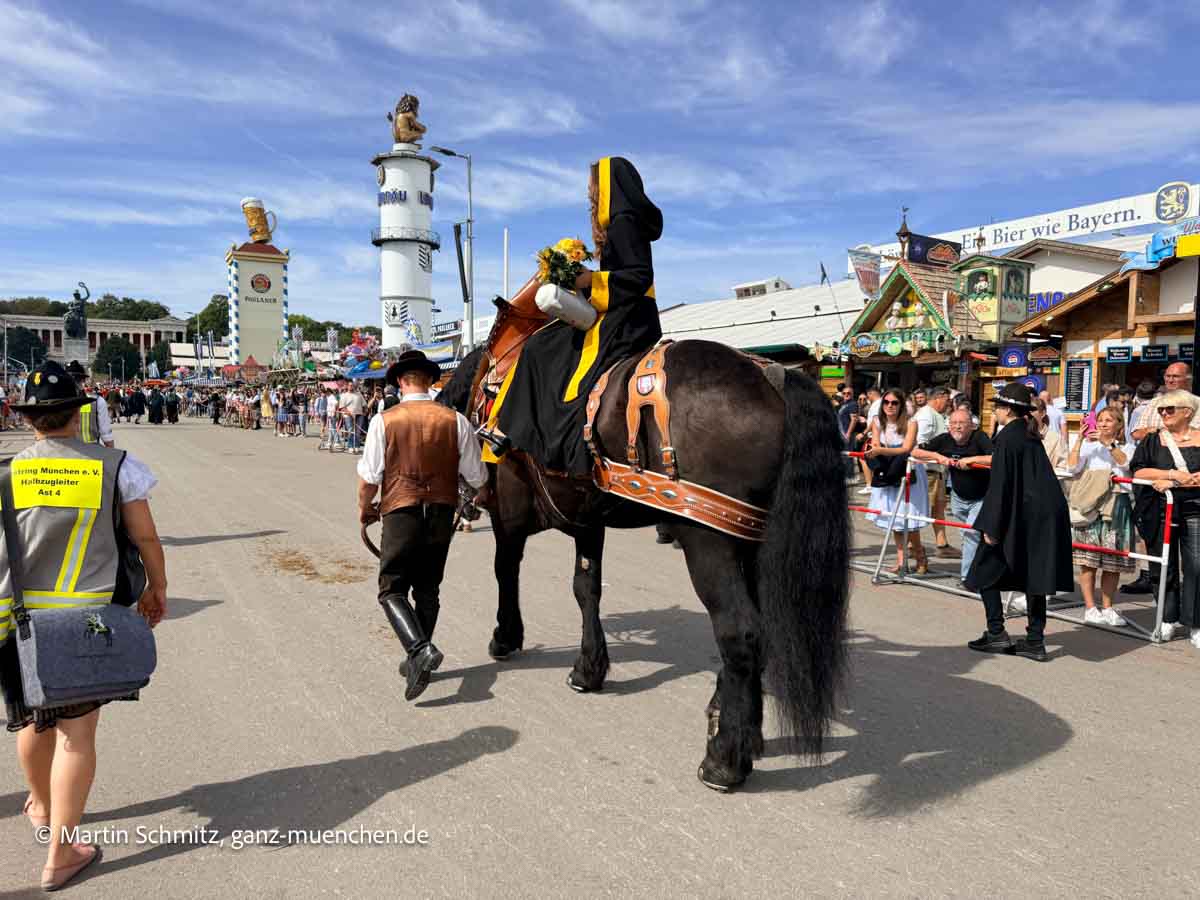 Trachten- und Schützenzug am 20.09.2026 (©Foto: Martin Schutz