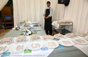 Wurstprüfung 2026 im Armbrustschützenzelt (©Foto: Ingrid Grossmann)