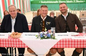 Wurstprüfung 2026 im Armbrustschützenzelt (©Foto: Ingrid Grossmann)