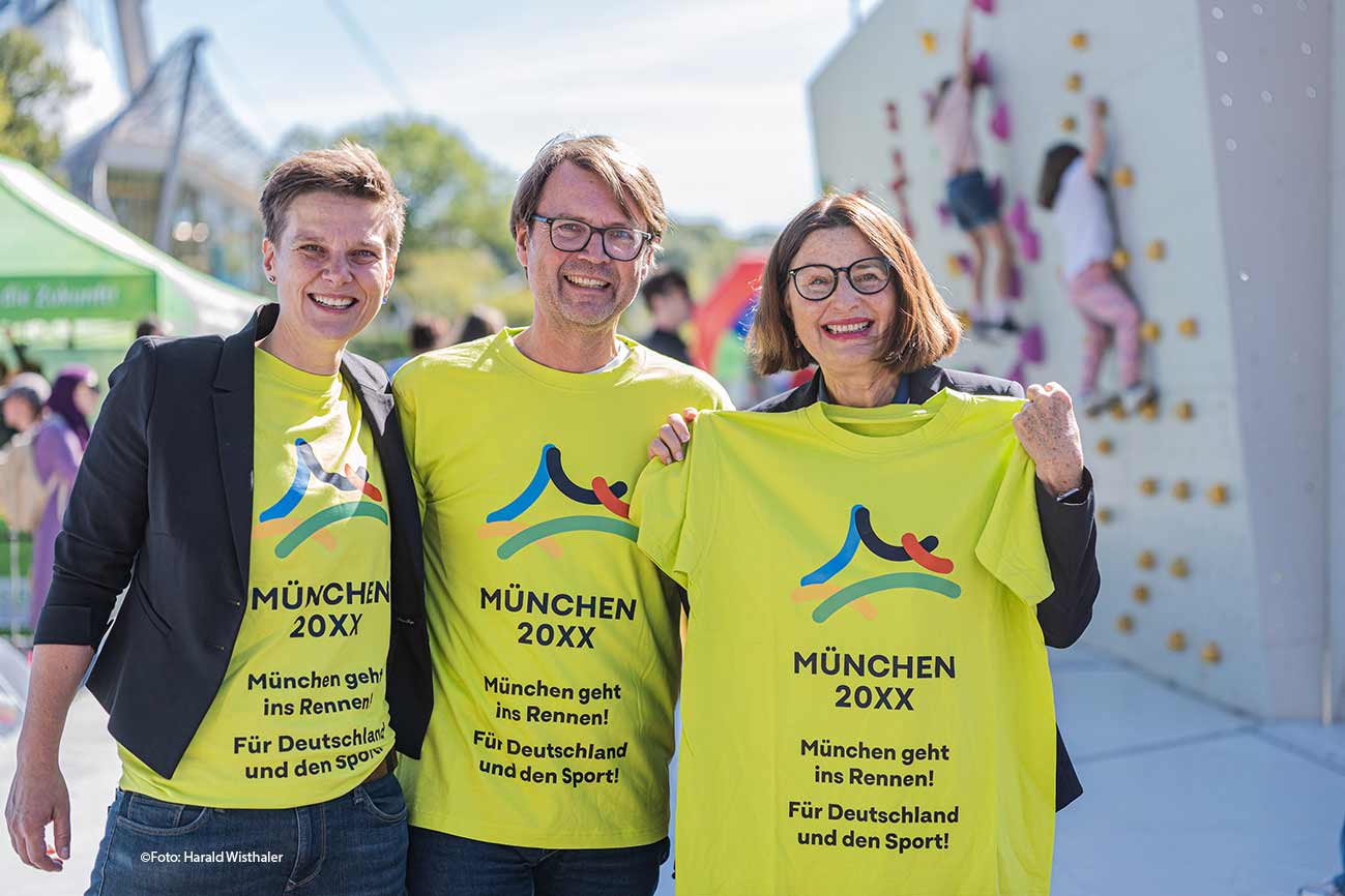 v.l.n.r.: Stadträtin Barbara Likus, Sportreferent Florian Kraus und Olympiapark-Geschäftsführerin Marion Schöne (©Foto: Harald Wisthaler)