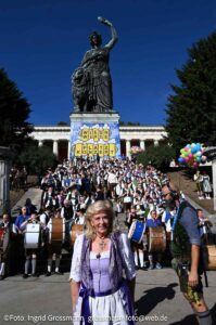 Platzkonzert unter der Bavaria am 27.09.2026 (©Foto: Ingrid Grossmann)