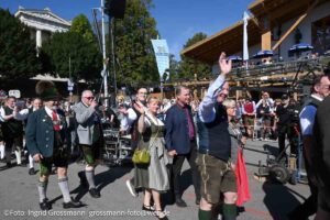 Platzkonzert unter der Bavaria am 27.09.2026 (©Foto: Ingrid Grossmann)