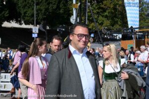 Platzkonzert unter der Bavaria am 27.09.2026 (©Foto: Ingrid Grossmann)