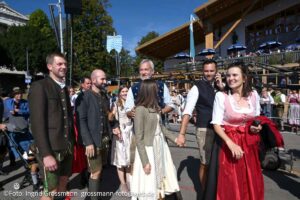 Platzkonzert unter der Bavaria am 27.09.2026 (©Foto: Ingrid Grossmann)
