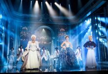 Szene aus "Maria Theresia - Das Musical" im Ronacher Wien. VBW - Deen van Meer