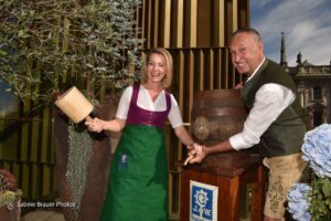 Rabea Möller, Christof Fuchs 191. Münchner Oktoberfest - Trachtenumzug Ingolstadt Village x Königshof im Hotel Königshof in München am 20.09.2026 / Foto: BrauerPhotos / G. Nitschke