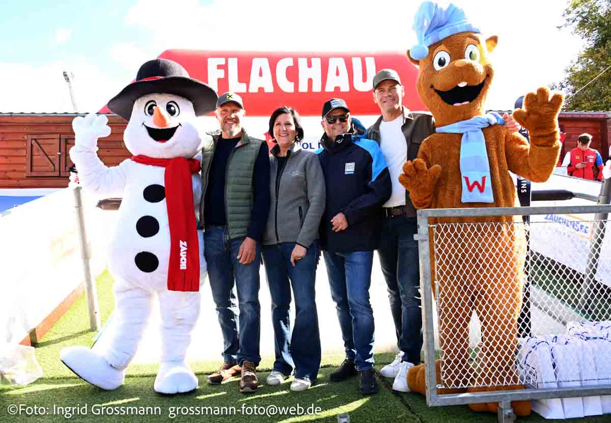 ressekonferenz zum München Marathon 2026 - Eröffnung des Skiteppich "12 Gipfel-5 Täler -So nahe"(©Foto: Ingrid Grossmann)