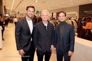 Luca Tretter, Vater Thomas Tretter, Gregor Tretter TRETTER Style in Motion Night und Opening des Fashion Floor im Tretter Stammhaus in München am 22.10.2026 Agency People Image (c) Andy Knoth