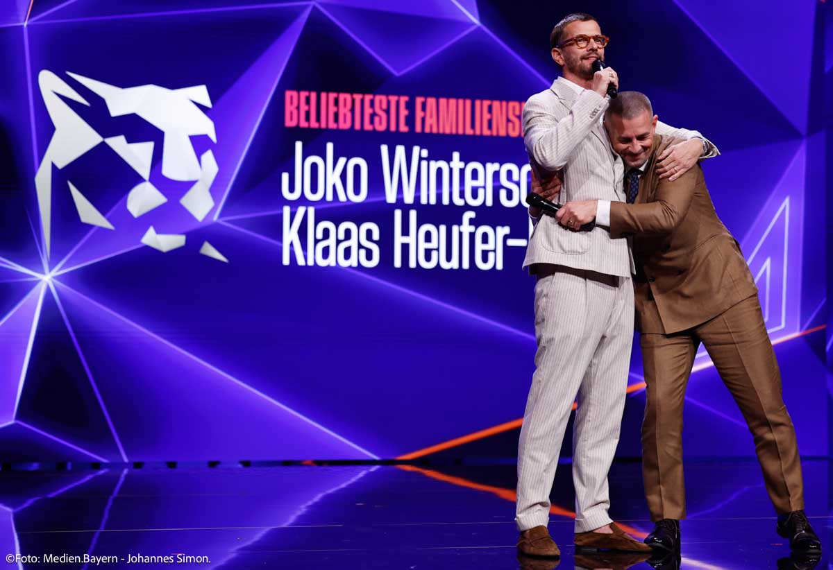 Blauer Panther 2026 - Joko Winterscheidt + Klaass Heufer-Umlauf (Kategorie Beliebteste Familienshow) © Medien-Bayern/ Johannes Simon